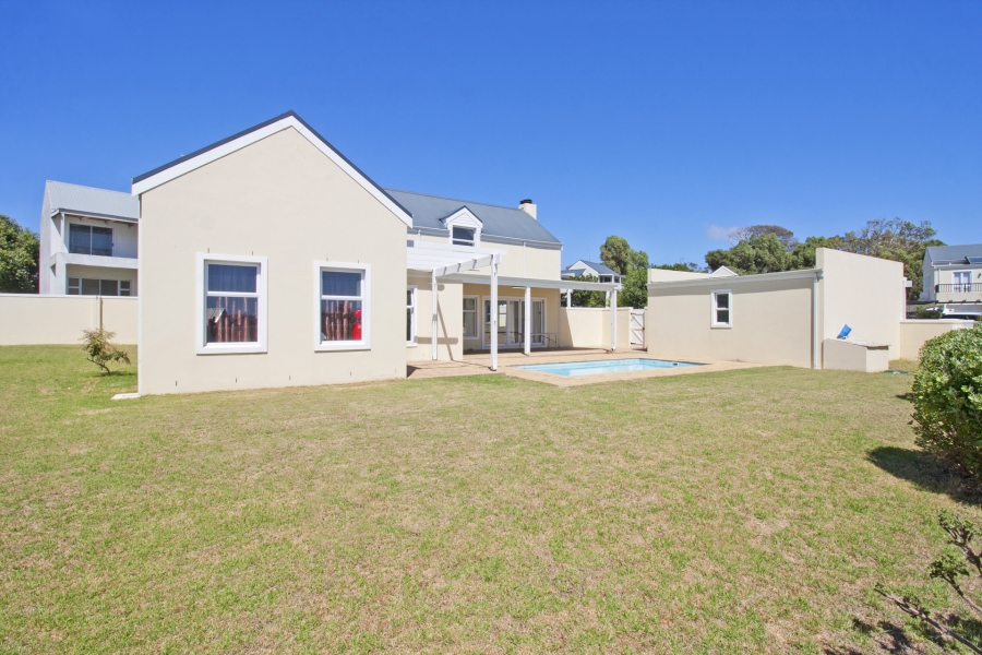 To Let 3 Bedroom Property for Rent in Bluewater Estate Western Cape
